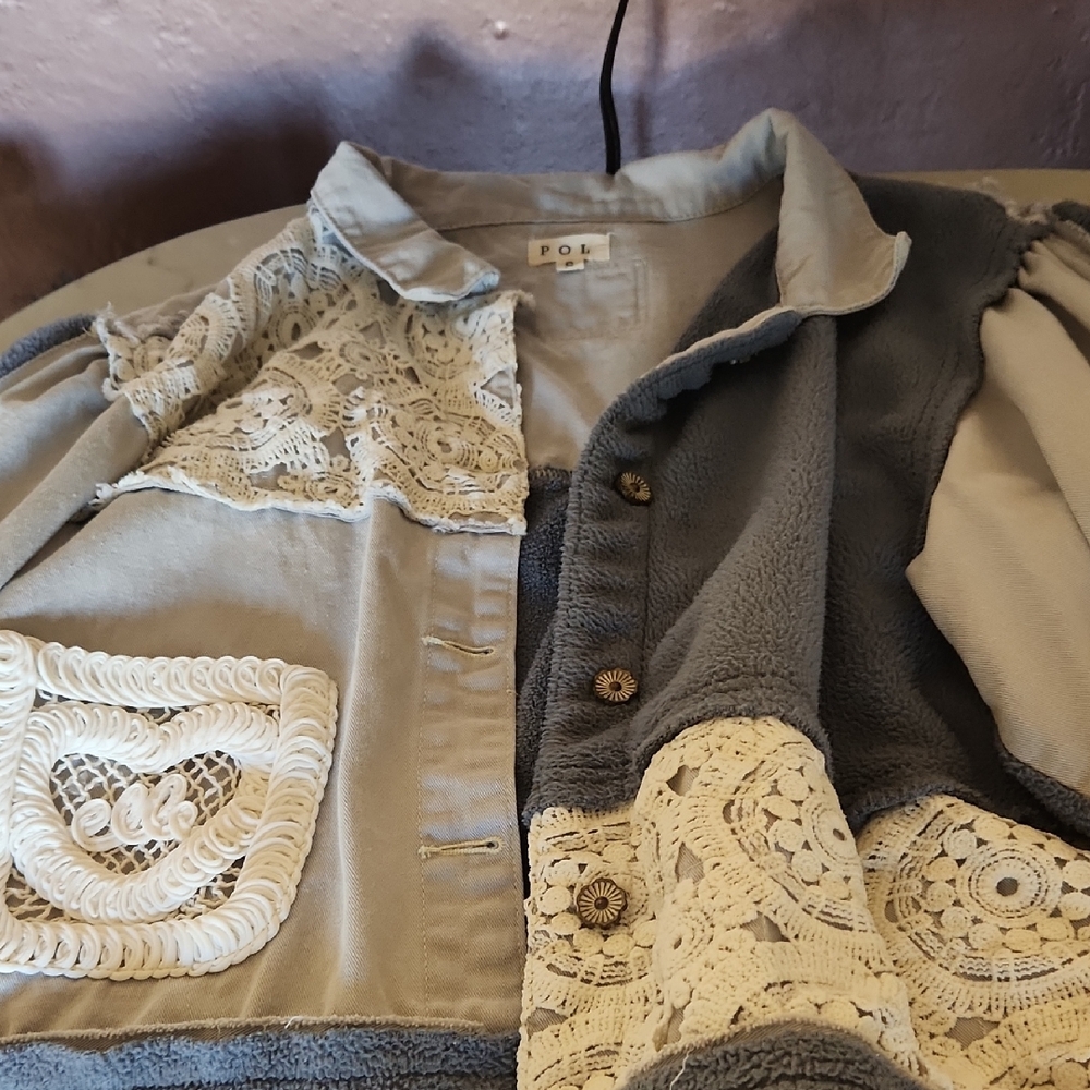 POL Women's Lace-Accent Gray and Cream Jean Jacket